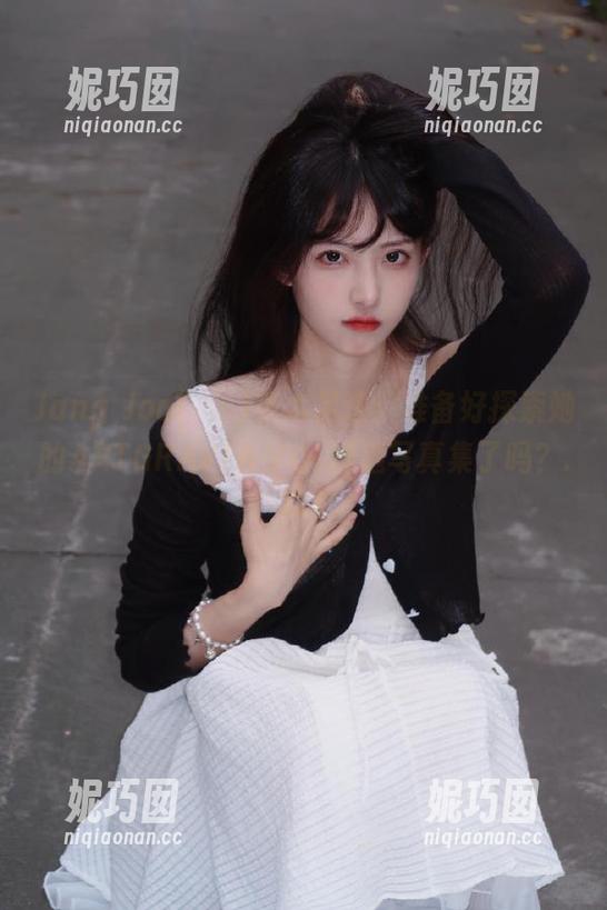 Jang Joo(장주)艺术足迹：准备好探索她的ARTGRAVIA-VOL精选写真集了吗？.txt